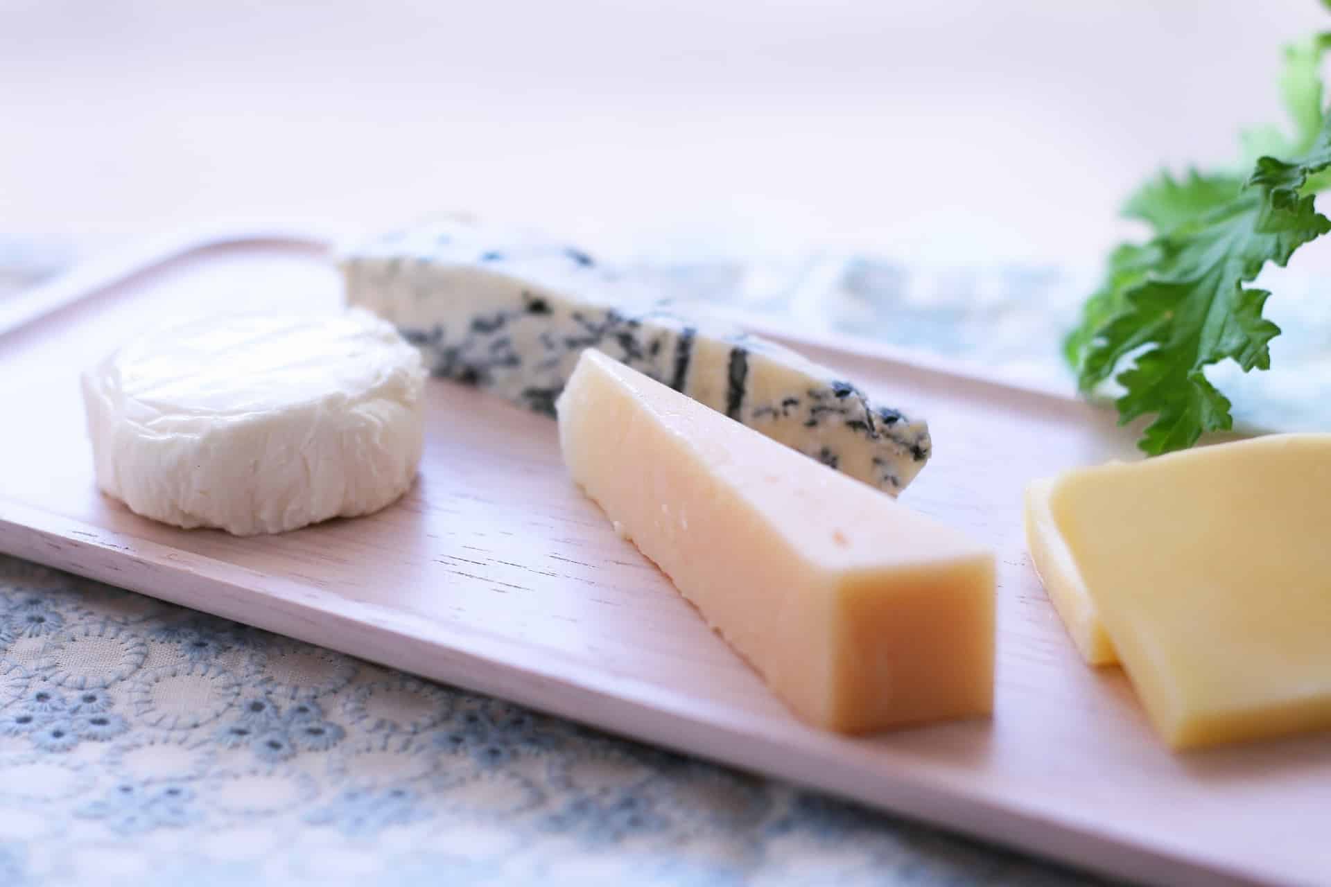 チーズを食べたらバストアップに効果はありますか？