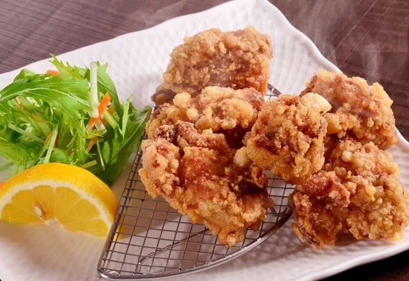 バストアップに鶏の唐揚げがよいって本当?