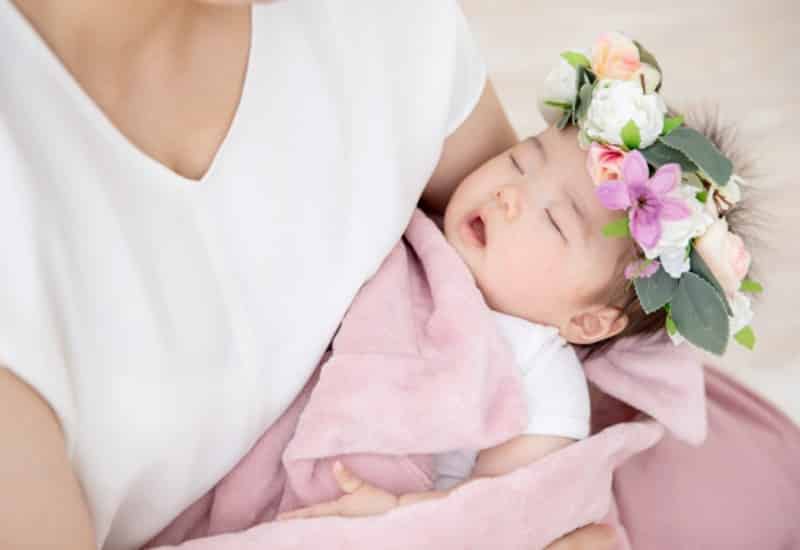 胸の大きさと遺伝は関係ある?
