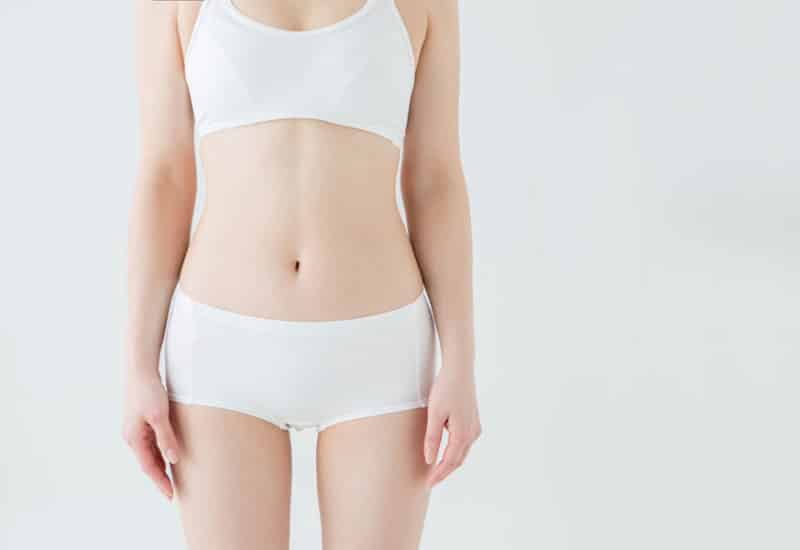 日本人の平たい体型が胸の大きさに関係している？
