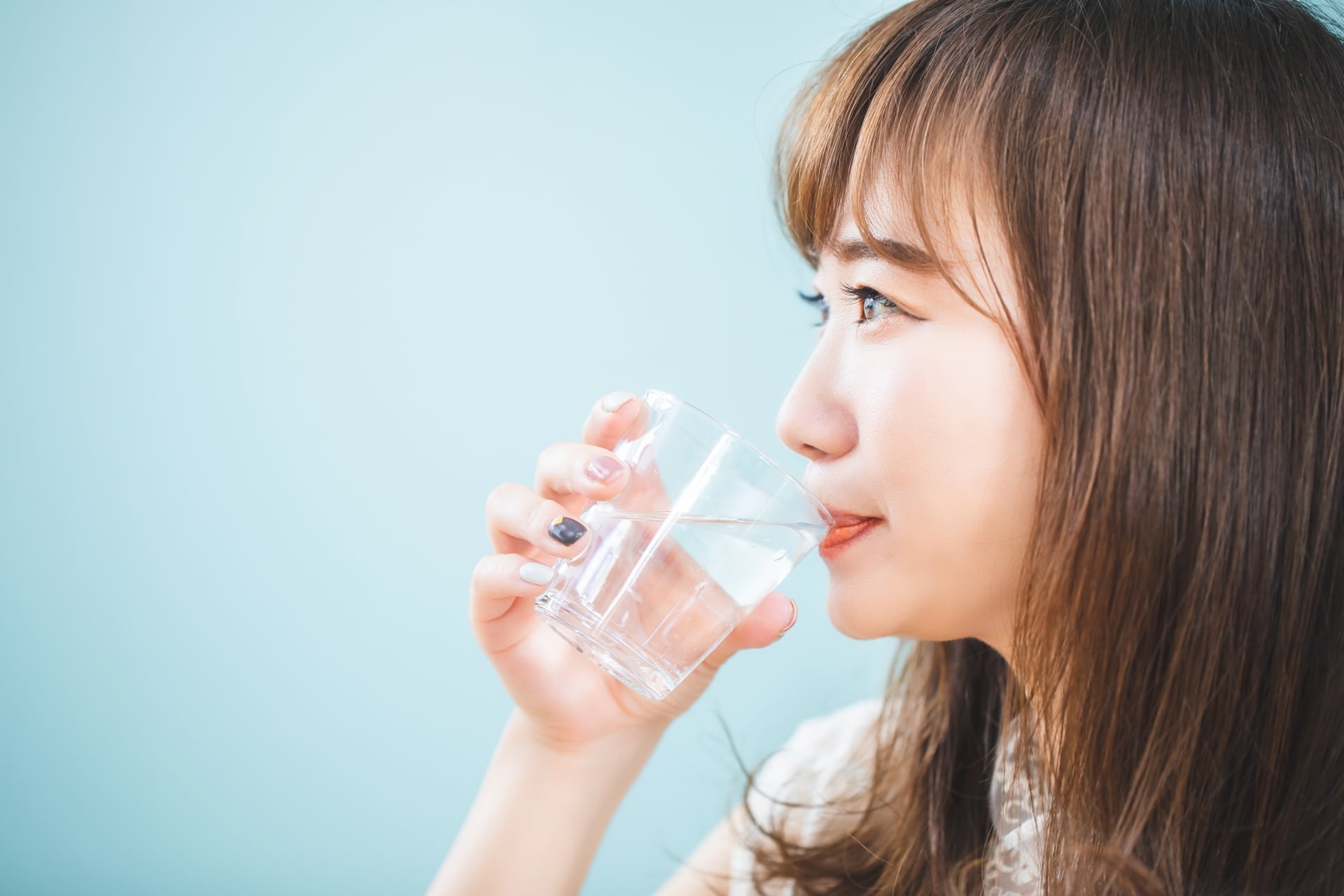 水を飲まない