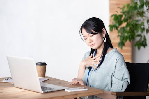 よくあるQ&A｜生理中のバストケアに関する疑問