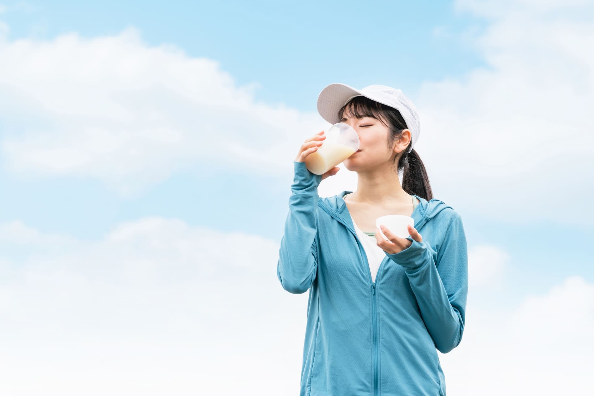 バストアップに効果的なプロテインの飲み方